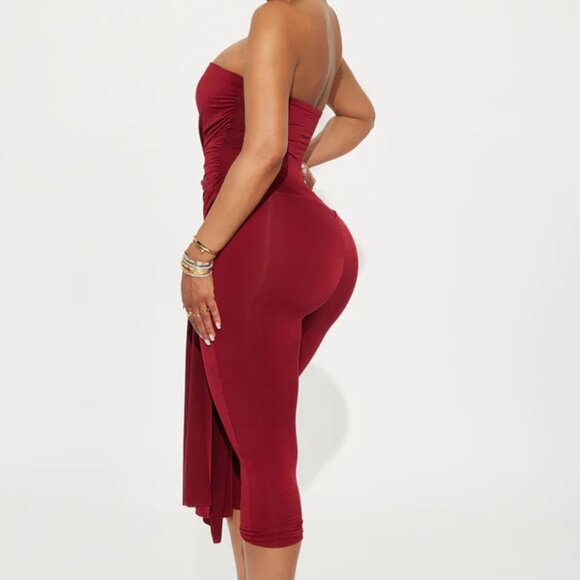 Fashion Nova Emma Ruched Capri Jumpsuit Burgundy Size Large Strapless Stretch - Picture 3 of 6